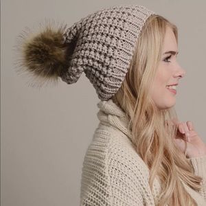 🆕Cream Vintage Rose Knit rabbit pompom Beanie hat